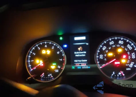 2022 Toyota Rav4 Xle Premium z USA, uszkodzony, nr VIN 2T3C1RFV3NW194883